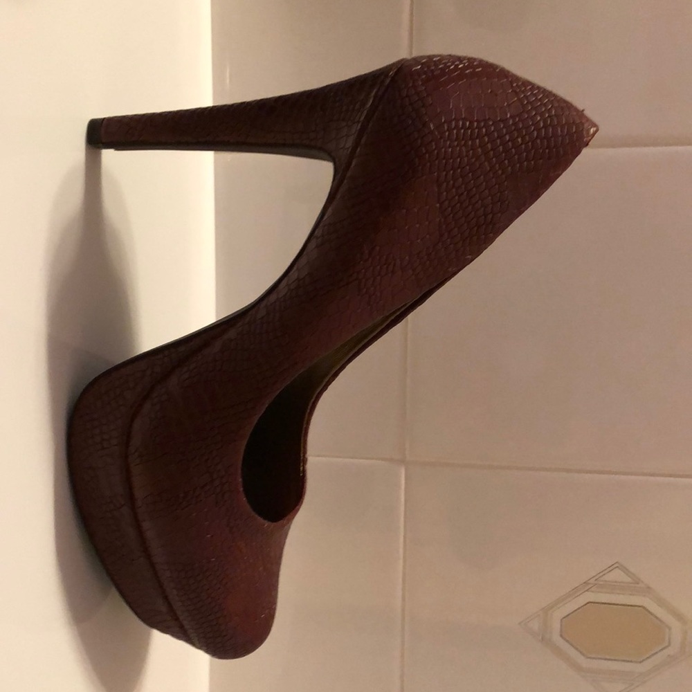 Jessica Simpson Pumps....NEVER WORN